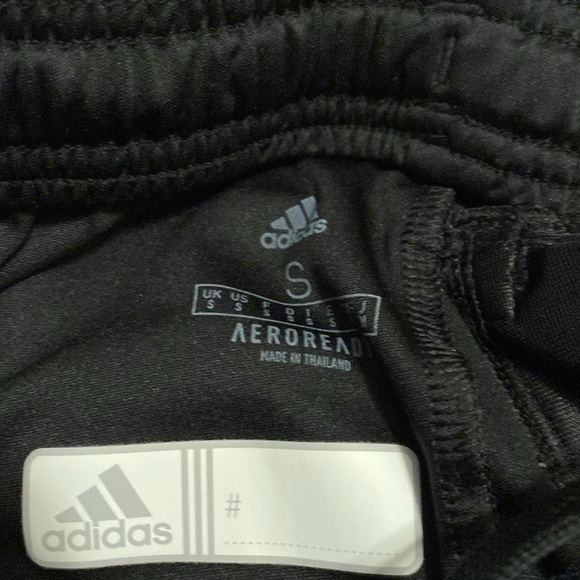 Adidas shorts - Picture 2 of 2